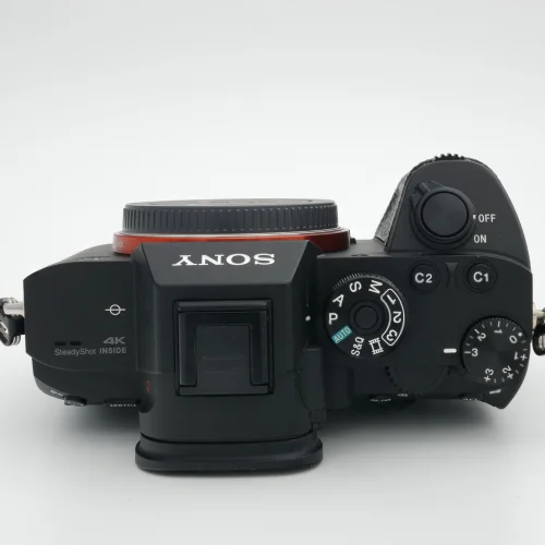 Sony Alpha 7R III (ILCE-7RM3)